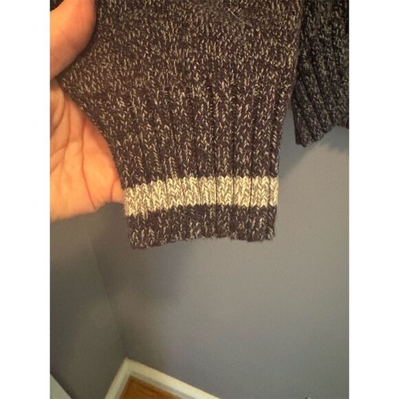 Liberty University Men's Navy Crew Neck Pullover Sweater Size L - Picture 2 of 6